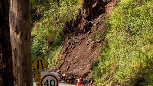 ガルートテルプトゥスの2つの地区の道路による緊急アクセスの準備、BPBD:学生動員のための