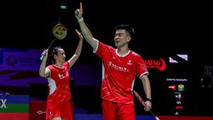 Trofi Juara Indonesia Masters 2024 Zheng Siwei Jatuh dan Hancur di Istora