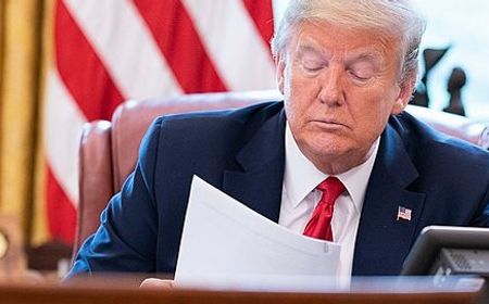 Babak Baru Penyelidikan Surat Beracun untuk Trump Dimulai dengan Penangkapan Wanita di Perbatasan Kanada