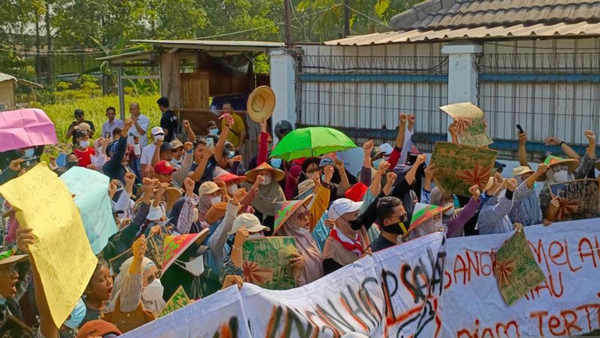 Leaving Bad Bau, Residents Of Balaraja Tangerang Close The B3 Waste Management Factory