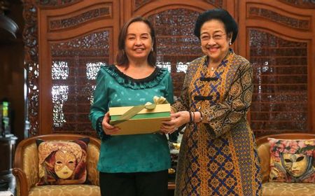 Megawati Soekarnoputri dan Gloria Arroyo Tukar Pikiran Kebangsaan