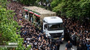 بدأت جنازة الرئيس الإيراني إبراهيم رئيسي في تابريز اليوم، هكذا تسلسل حتى يوم الخميس