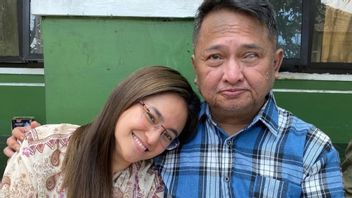 Ayah Marshanda Meninggal Dunia, Caca Ungkap Pesan Perpisahan Menyentuh