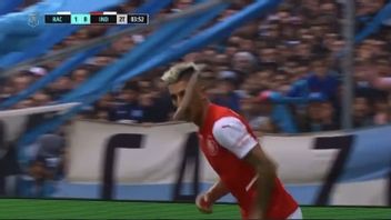 勒贝！在比赛中途扔了一条鱼，阿根廷俱乐部前锋被打乱，必须担架离开球场