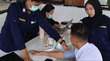 PLBN Skouw的健康哨所受到许多游客的欢迎，以检查健康状况