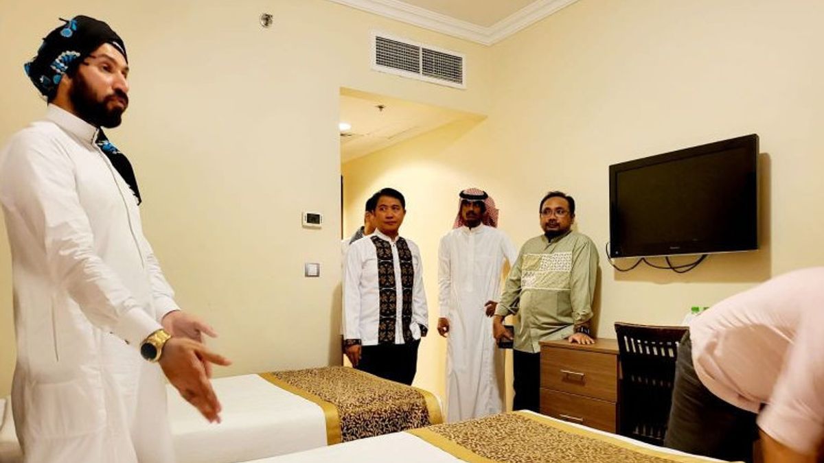 Minister Of Religion Gus Yaqut Is Satisfied Because The Hajj Congregation Hotel Is Near The Prophet's Mosque