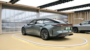 Jelang Rilis Resmi, Toyota bZ7 Mulai Dikirim ke Jaringan Dealer