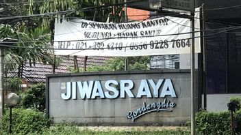Un Suspect Dans Une Affaire De Corruption à Jiwasraya Arrêté à Rutan KPK Pendant 20 Jours