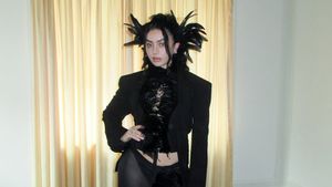 Brat Sukses Besar,Charli XCX打算制作理想的专辑
