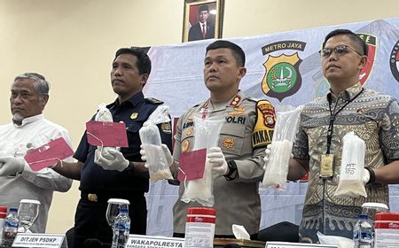 Polisi Gagalkan Penyelundupan 85 Ribu Ekor Benih Lobster Lewat Bandara Soetta