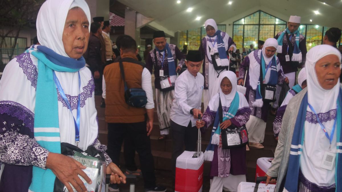 1,296 Hajj Pilgrims From Bogor Regency Have Been Departed To Saudi Arabia
