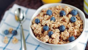 Kenapa Oatmeal Cocok untuk Menu Sarapan? Ini 4 Alasannya