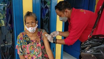 予防接種を受けていないクドゥスの住民をチェックするBINセントラルジャワ