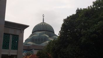 Pengurus Masjid Jakarta Islamic Center Bolehkan Jemaahnya Rapatkan Shaf Salat