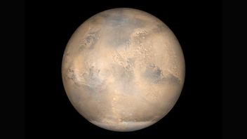 2021年の火星の最初の夕日、事実やホークスの写真?