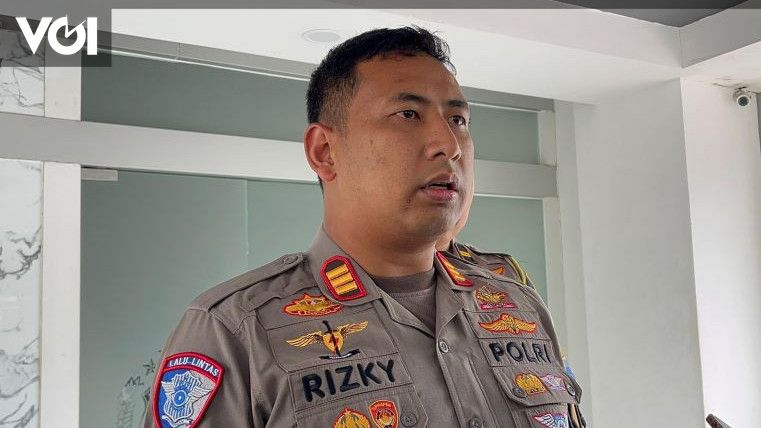 Polisi Pengawal Wisatawan Terobos Kemacetan Puncak Bogor Dibebastugaskan Dar Patwal