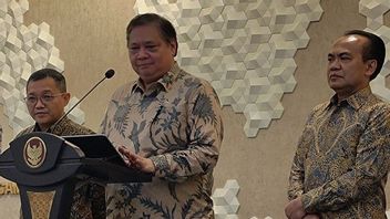 Airlangga Sebut Pelemahan Rupiah Dipicu Faktor Global dan Musiman