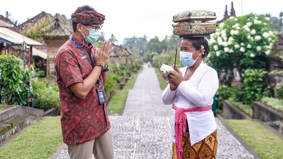 Vaccinated Tourism Workers And Grab Drivers On The Island Of The Gods, Sandiaga Uno: Bali Is Always Inspiring