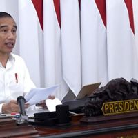 Jokowi Sebut UU Cipta Kerja Bikin Pungli Menghilang