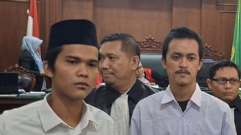 Dua Mahasiswa Pemeras Kadindik Jatim Dituntut 1,5 Tahun Penjara