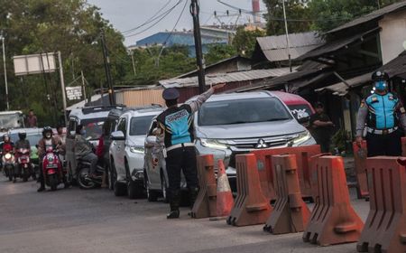 Polda Jabar Kembali Buka Tutup Jalan Antisipasi Omicron