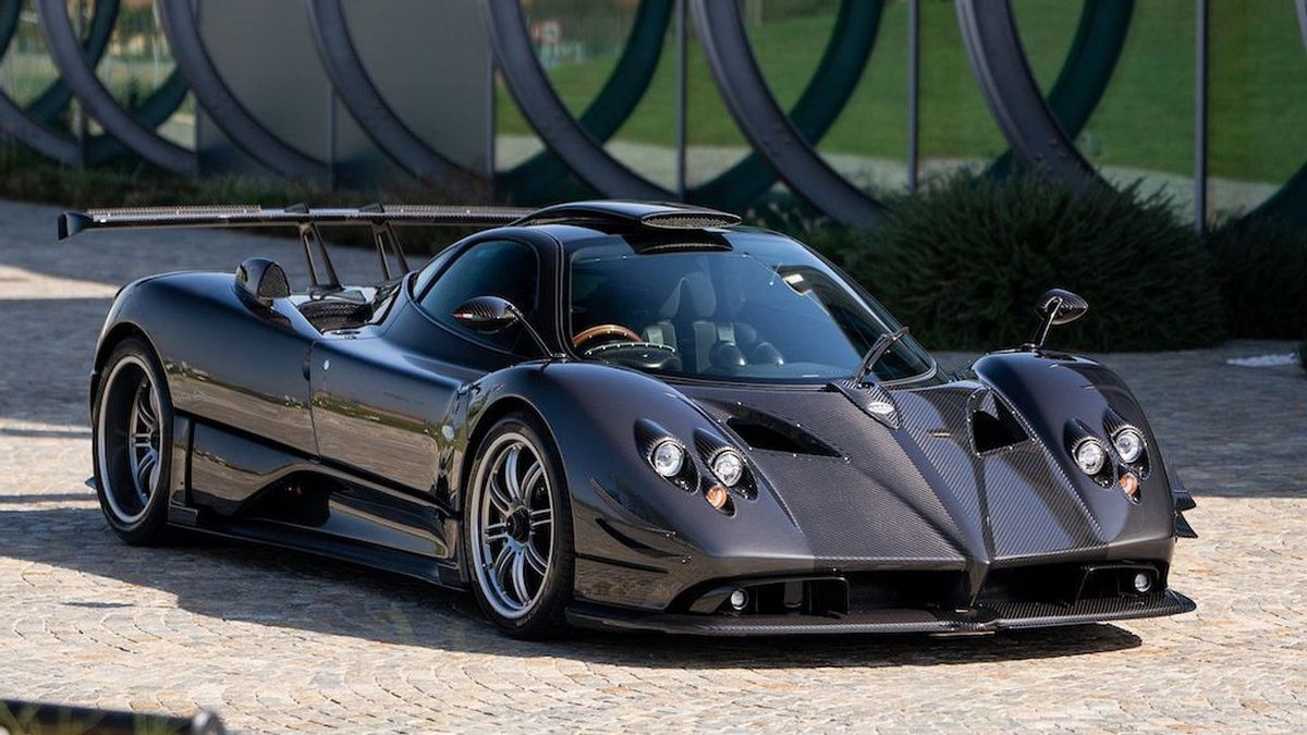 Zonda Attack,Pagani的独家美景和昂贵