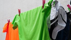    Alasan Baju Olahraga Tetap Bau Meski Sudah Dicuci dan Cara Mengatasinya