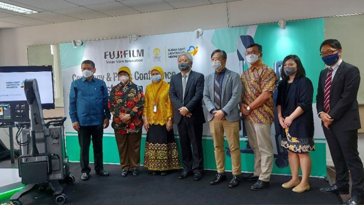 RSUI تحصل على أول جهاز أشعة سينية رقمي متنقل في إندونيسيا