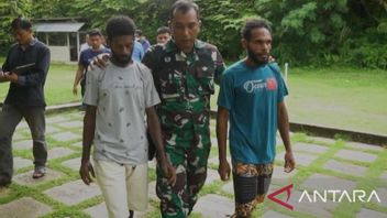 Dua Anggota OPM di Kabupaten Kaimana Papua Barat Menyerahkan Diri