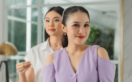 Rukun, Kuasa Hukum Pastikan Sandra Dewi Rajin Jenguk Harvey Moeis di Tahanan