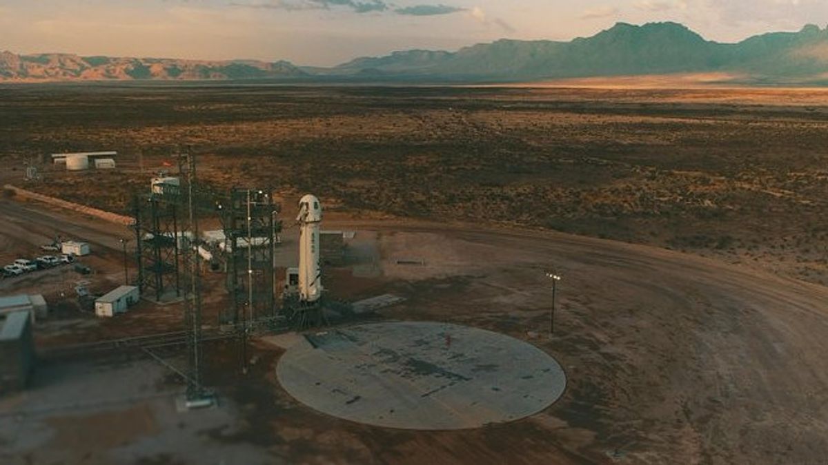 Blue Originは、15ヶ月前の失敗の後、ニューシェパードロケットを再び打ち上げる準備をしています