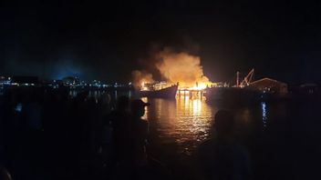 Shipyard Workshop In Bugis Village, Tanjungpinang Ludes Burned