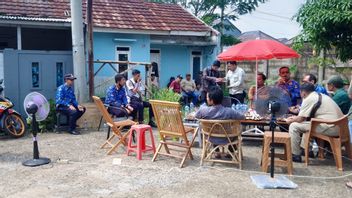 Laissé derrière les développeurs, les résidents de Perum Citra Kencana remis le PSU au gouvernement de la ville de Bogor