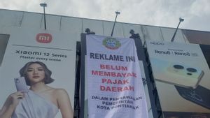 34 Reklame di Pontianak Disegel karena Belum Bayar Pajak