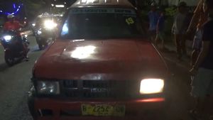 جيغارا سائق أنغكوت أوغال أوغالان ، حافلة ترانسجاكرتا هي ضحية الاصطدام في باسار ريبو
