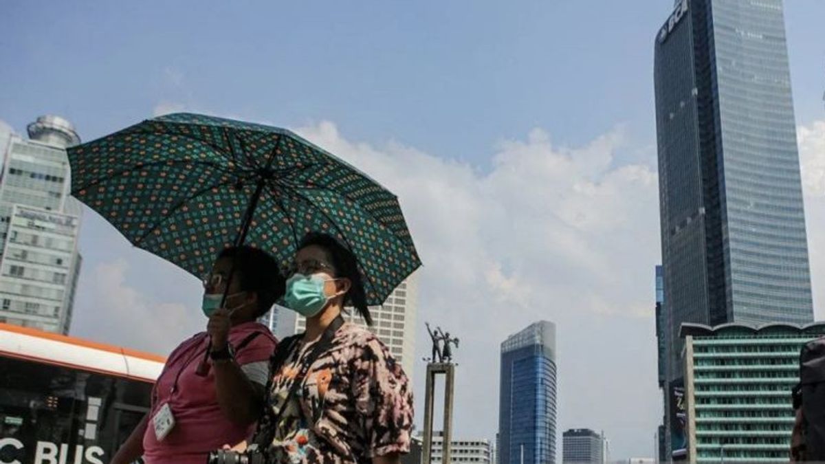 天気7月23日、ジャカルタテリックホットデー火曜日の午後