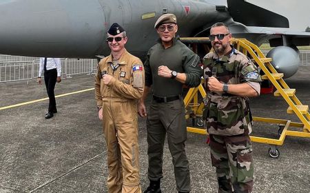 Deddy Corbuzier Wajib Ngantor Tiap Hari Setelah Jadi Letkol Tituler?