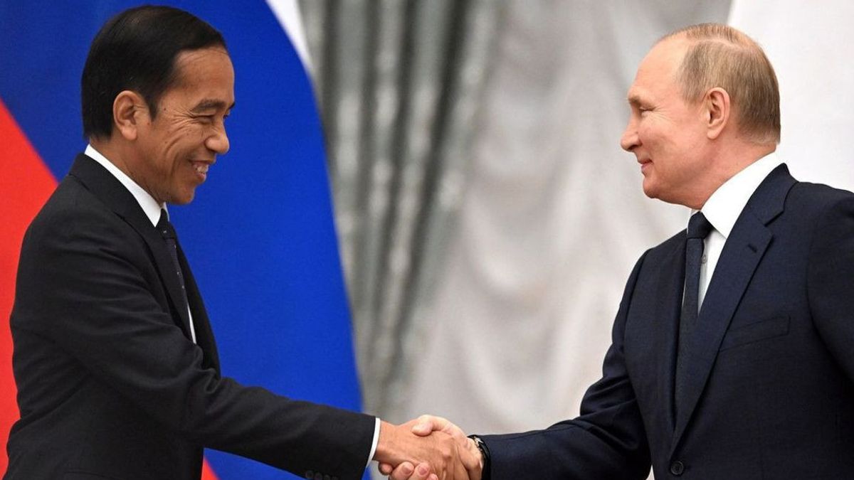 Survei SMRC: Publik Dukung Jokowi Tetap Undang Rusia dalam KTT G20 Bali