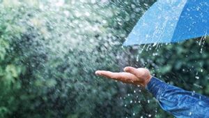 BMKG Ramalkan Hujan Ringan Turun di Jakarta, Bandung, Surabaya Hingga Samarinda Hari Ini