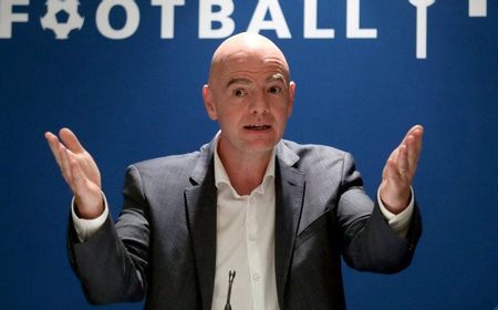 Presiden FIFA: Pemain Sepak Bola Bukan Prioritas Penerima Vaksin