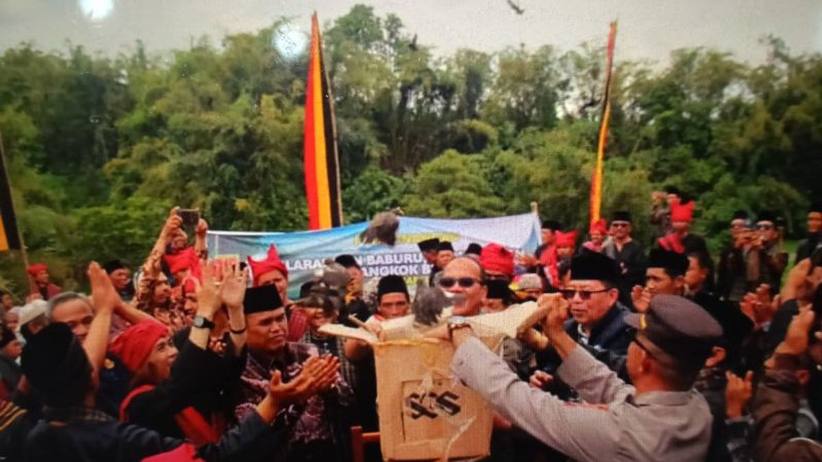 in baiserie commence à disparaître, les aborigènes de Lasi acceptent d’interdire la course à la poudre du mont Marapi