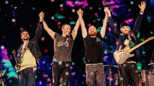 Coldplay Tuntut Balik Eks Manajer Dave Holmes Lebih dari 17 Juta Dolar AS
