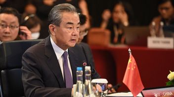 Chinese Foreign Minister To Meet Biden's Advisors Amid Red Sea Conflict