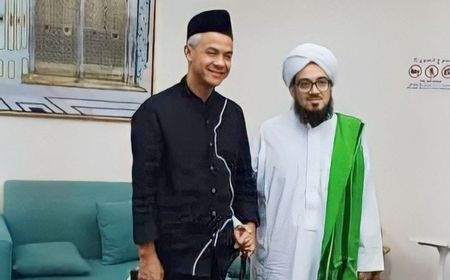 Di Tengah Umrah, Ganjar Silaturahmi ke Kediaman Ulama Sayyid Ahmad bin Muhammad Al Maliki