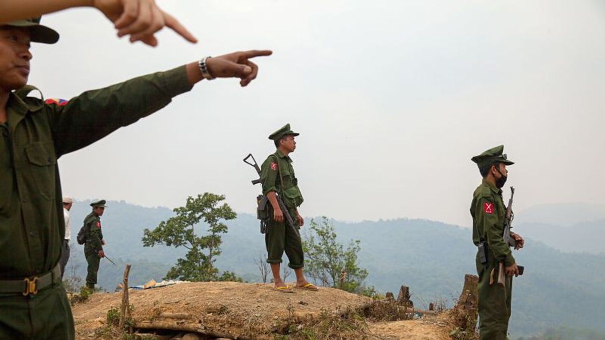 缅甸难民营攻击炮兵:29人死亡,妇女和儿童