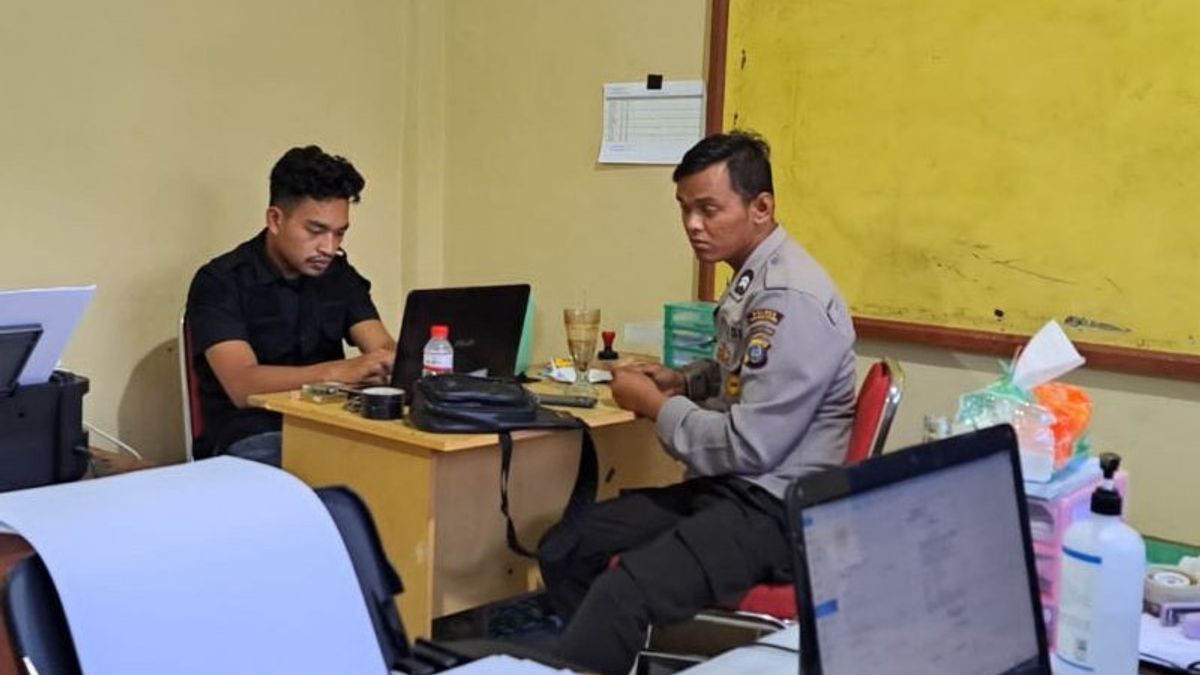 A Member Of The FFM Brigadier Police At The North Sumatra Taput As A Suspect For Domestic Violence (KDRT) Case, Fire Lesu In Uniform At The Service When Interrogated