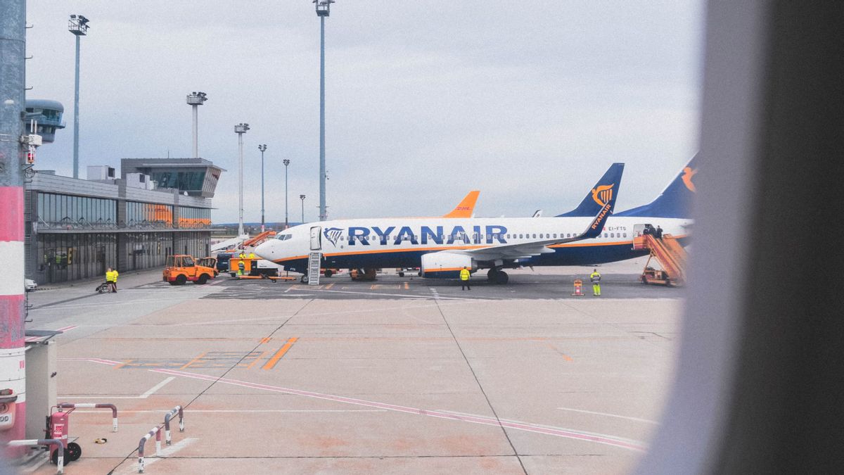 9 Penumpang Ryanair Terluka Akibat Turbulensi, Pesawat Mendarat Darurat di Jerman
