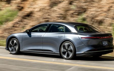 Lucid Air Raih Penghargaan Mobil Listrik Mewah Terbaik Tiga Tahun Berturut-turut