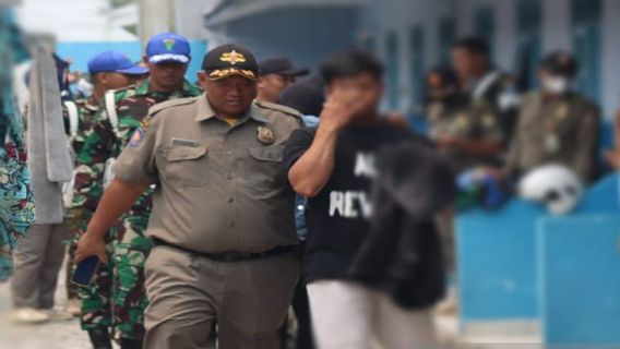 3 Pairs Not Couples In Palangka Raya Digiring Satpol PP After Arrested Together In Boarding House