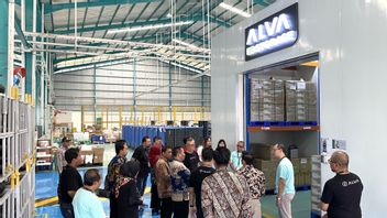 Ministry Of Trade Promotes Environmentally Friendly Vehicle Industry In Indonesia Through Visits To Alva Facilities